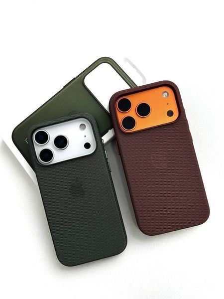 Чехол TechWoven Case with Animation & MagSafe для iPhone 17 pro max  Green 00330 фото